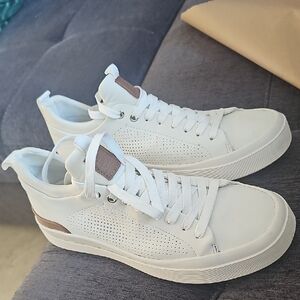 Steve Madden White and Brown Sneakers